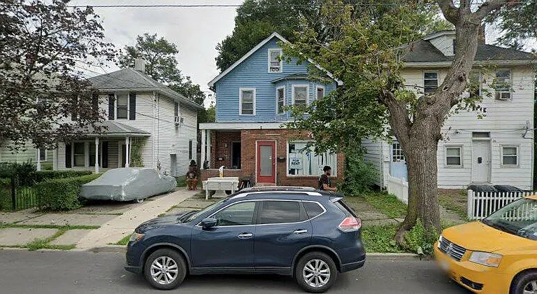 72 Wisner Ave #BB — Photo 1