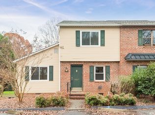 1517 S Point Rd, Belmont, NC 28012