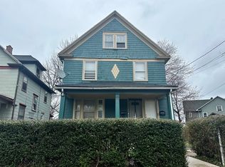 6 8th St, Rochester, NY 14609