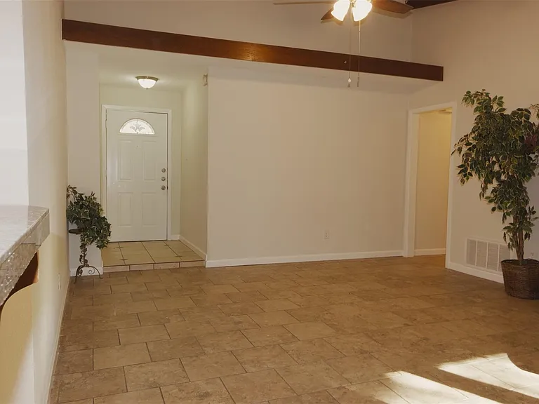 5308 Peppertree Pkwy — Photo 9