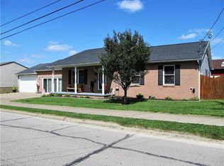 611 Williams Ave, Williamstown, WV 26187