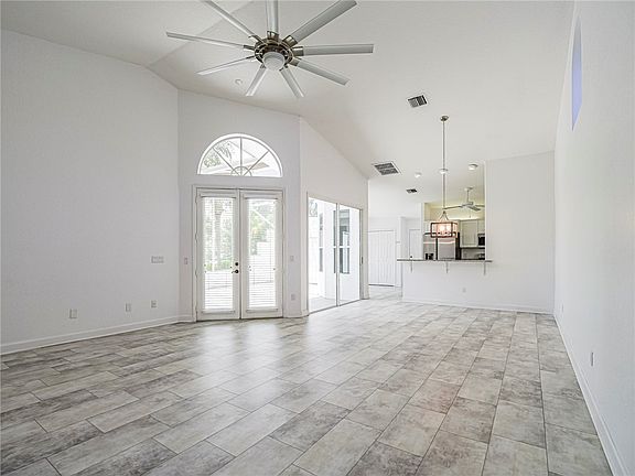 3rd image of 1700 Aynsley Way