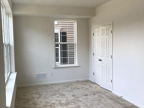 2nd image of 3427 Naamans Dr