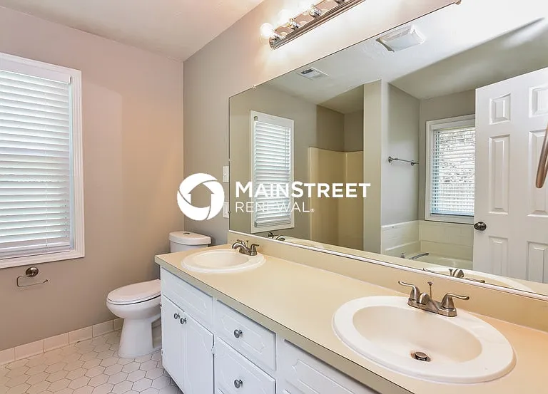 2918 Ashly Brooke Ct — Photo 28