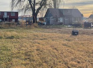 3364 Johns Ave, Klamath Falls, OR 97603