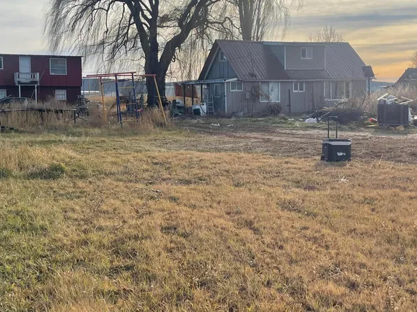 3364 Johns Ave, Klamath Falls, OR 97603