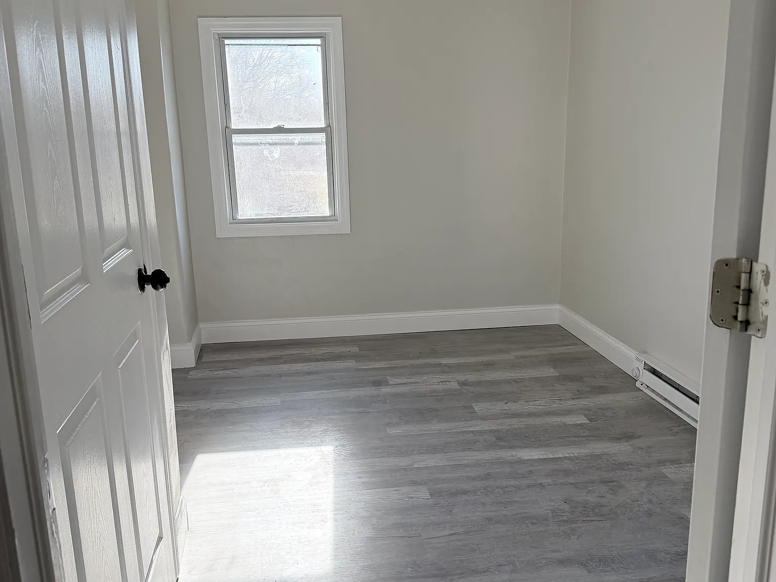 2 bed, 750 sqft, $2,250 — Photo 3