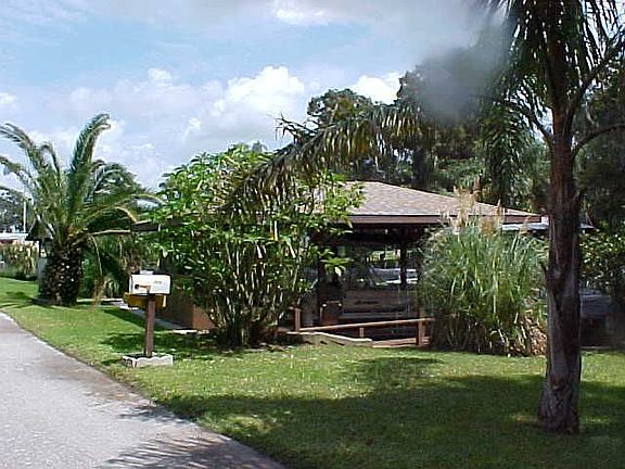 2nd image of 7836 Live Oak Ln