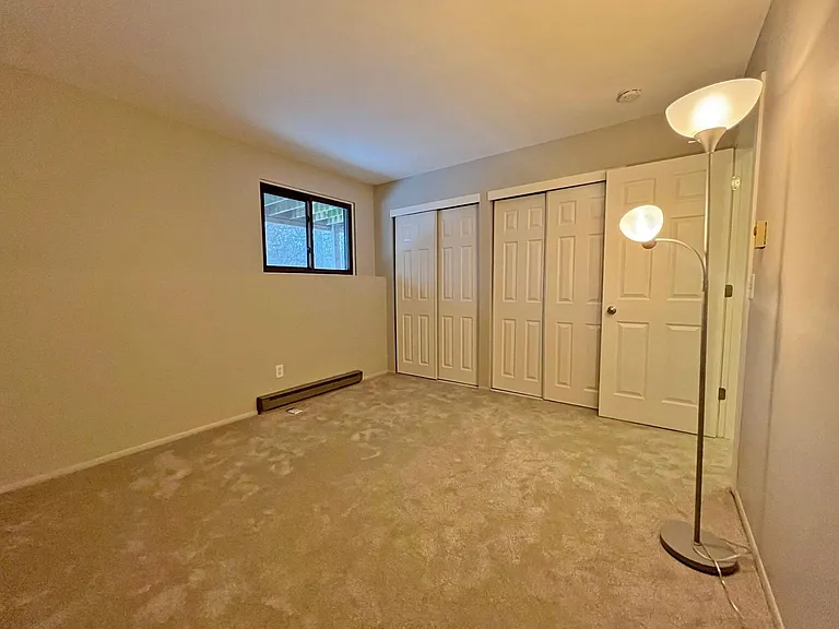 S9W31465 Irwin Ct — Photo 8