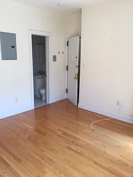 Rented by Flatiron Real Estate Advisors LLC