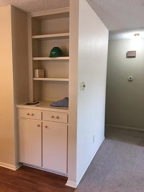 2 bed, 1250 sqft, $1,700 — Photo 3