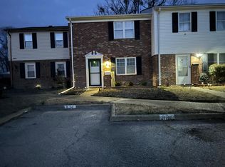 834 N Grosvenor Ct, Virginia Beach, VA 23462