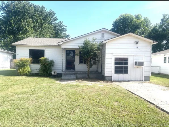 609 Peak St, Marietta, OK 73448