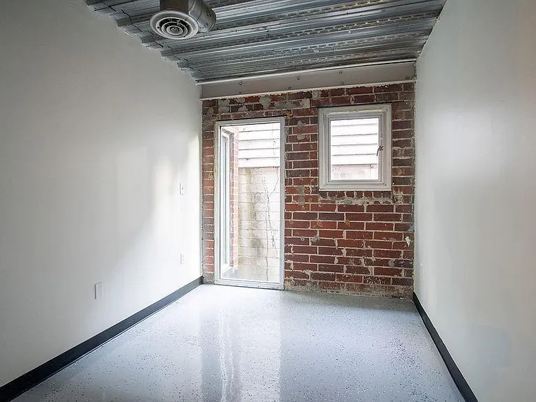 15 Burbank Dr SW #3 — Photo 5