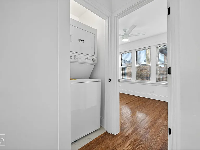 6308 N Artesian Ave #1 — Photo 6