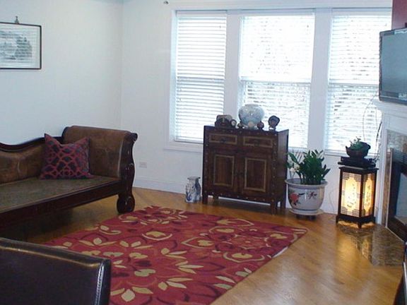 4th image of 5861 N Glenwood Ave #2
