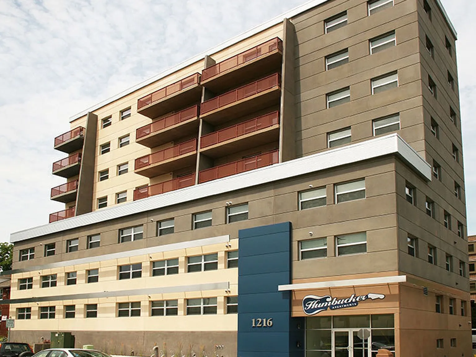 Humbucker Apartments — Photo 1