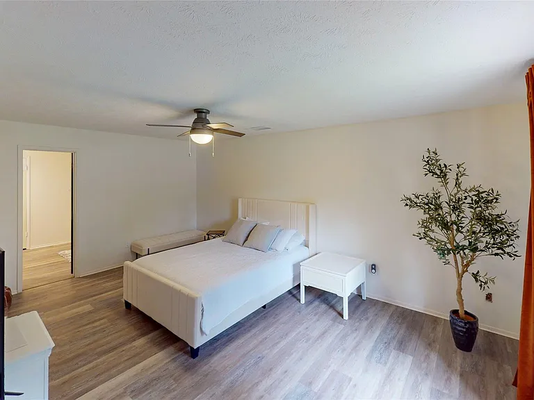 3819 Brook Shadow Dr — Photo 15