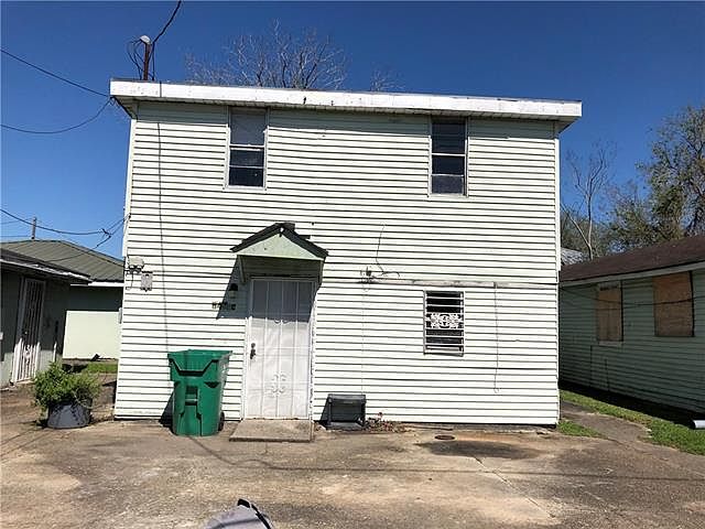 2nd image of 647 Eiseman Ave