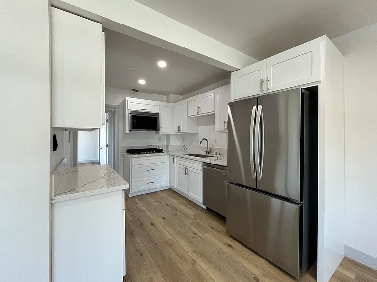 1714 Camino de la Costa — Photo 3