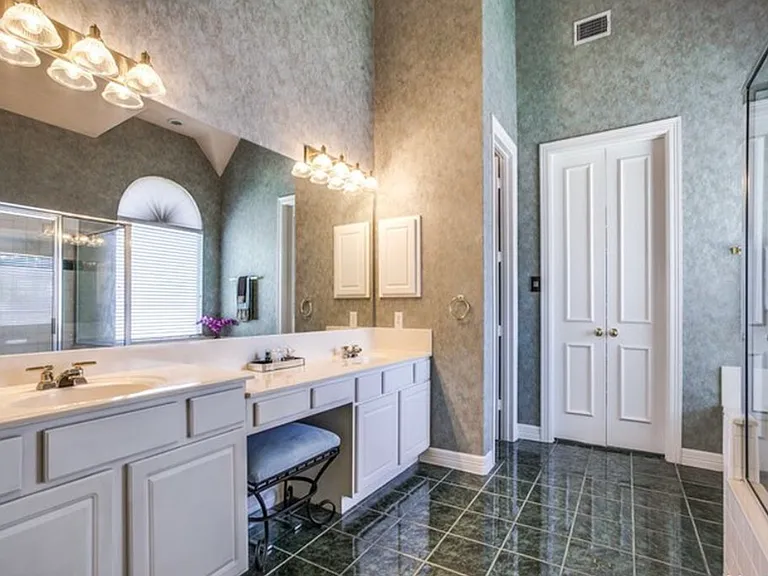 7537 Steeple Dr — Photo 22