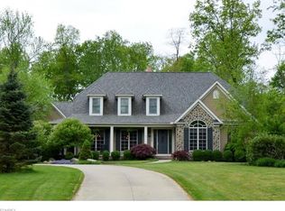 4430 Spruce Run, Akron, OH 44321