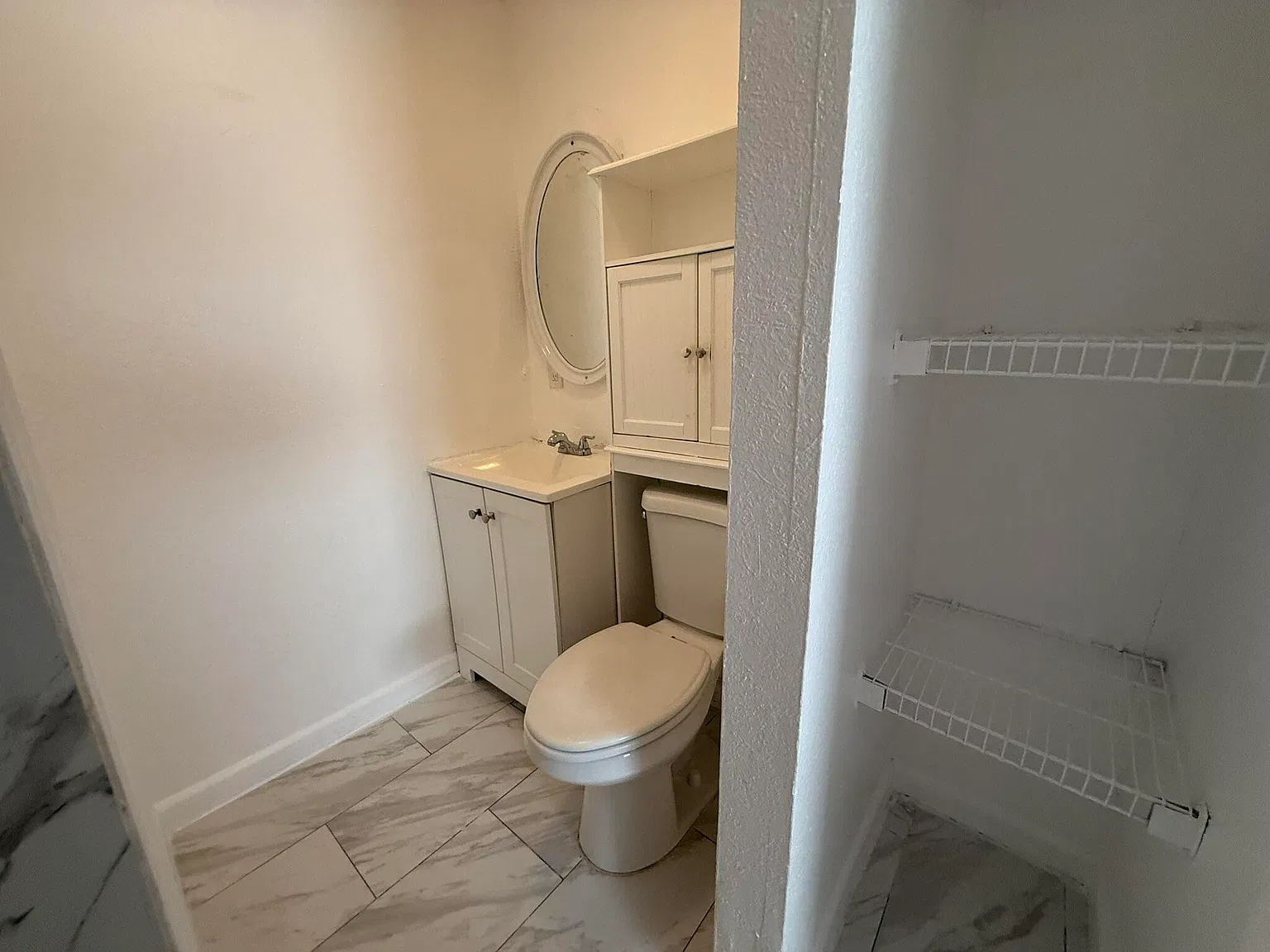 1 bed, 1.0 bath, 400 sqft, $1,600 — Photo 2
