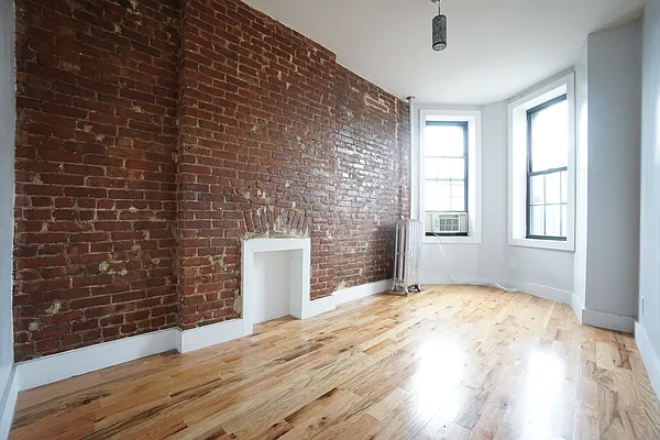 Rented by Rennit Inc. | media 8