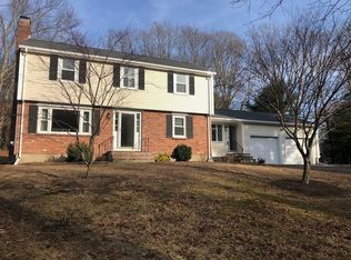 40 Hampton Rd, Sharon, MA 02067