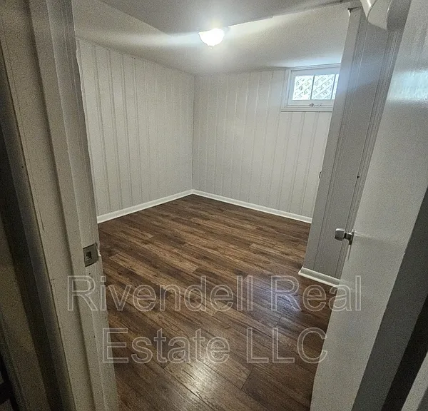 2279 Kendall St — Photo 10