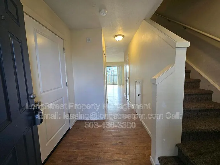 1806 College St — Photo 9
