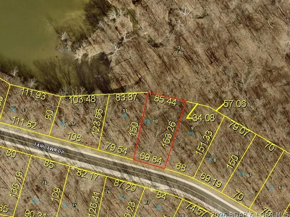 736 Fairlawn Dr, Lake Ozark, MO 65049
