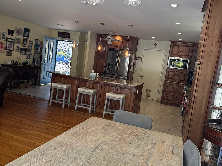 3134 Ducommun Ave #1 — Photo 9
