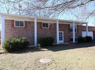 3908 Short St, Imperial, MO 63052