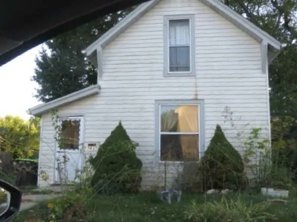 741 Wright St, Huntington, IN 46750