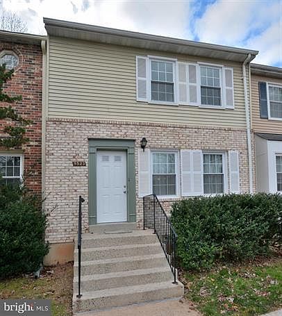 1st image of 9523 Poplar Leaf Ct #1