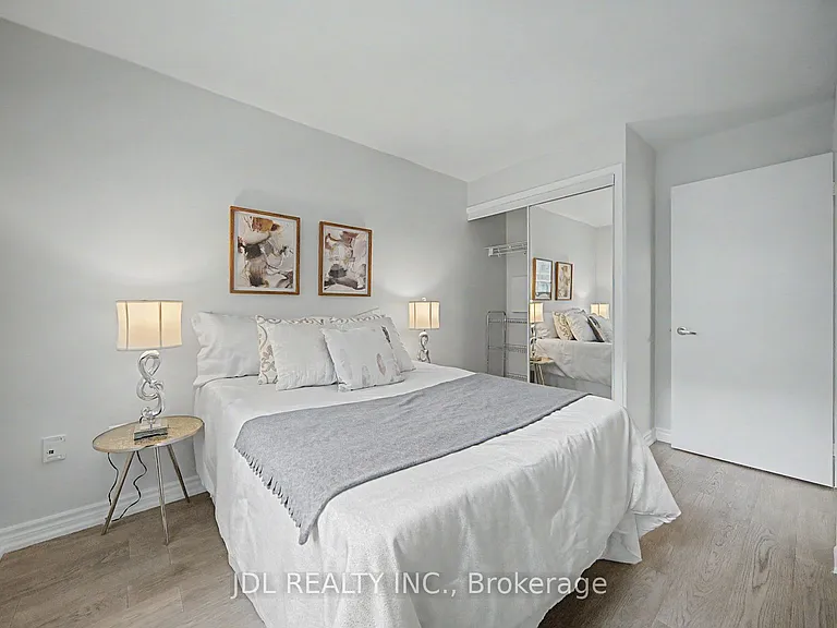 31 Brunel Ct #Townhouse 8 — Photo 19
