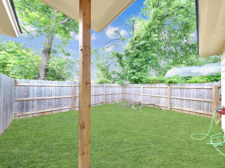 1107 S 33rd St, Temple — Photo 14