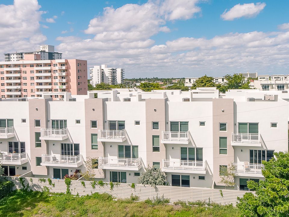 1st image of 1387 N Ocean Blvd #10 A