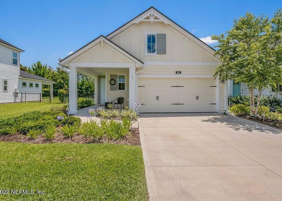 1st image of 142 Vista Lake Cir