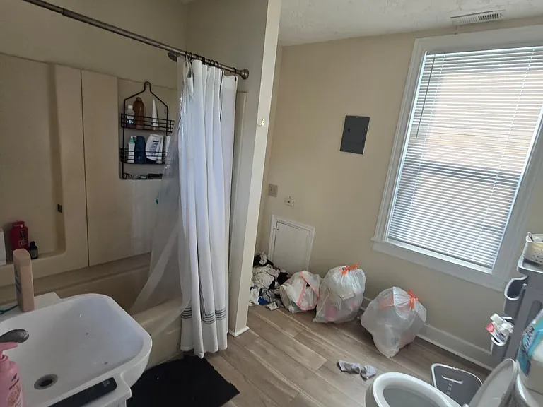 131 London Ave — Photo 17