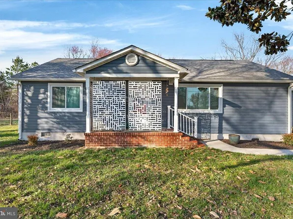 2505 W Denneys Rd, Dover, DE 19904