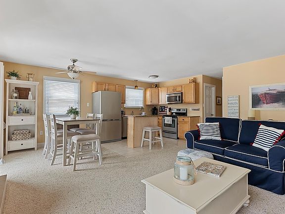 3rd image of 5756 West Ave #5756