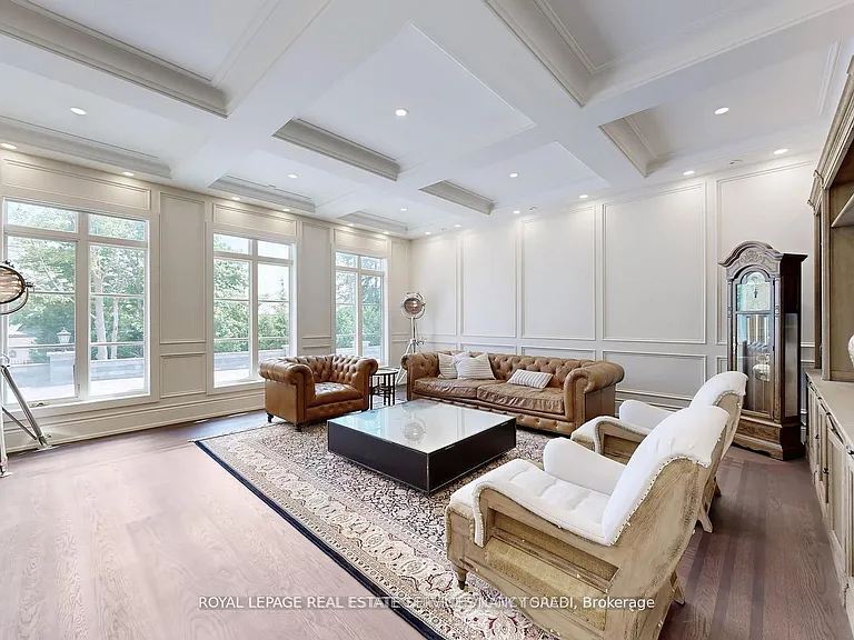 8 High Point Rd — Photo 16