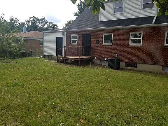 5th image of 11500 Framingham Dr