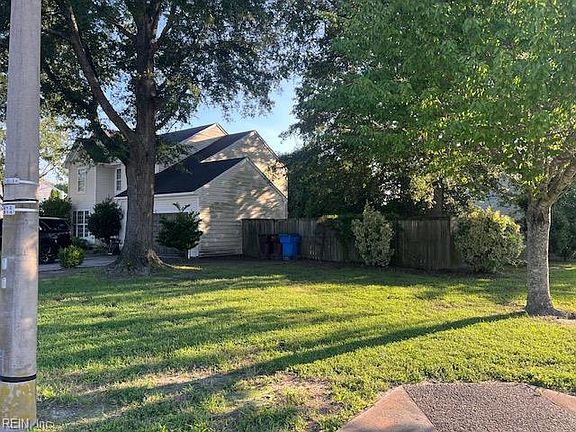 5th image of 224 Springbrook Ln
