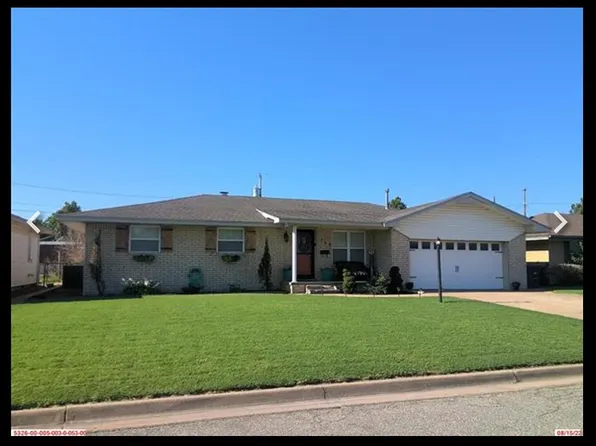 709 W Columbia Ave, Enid, OK 73701