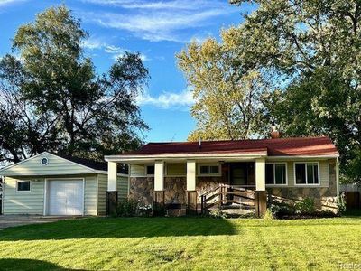 6079 Freedom Ln, Flint, MI, 48506