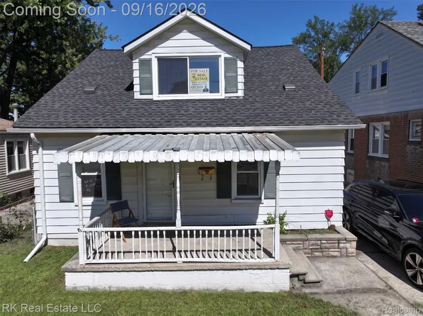 1125 E Hayes Ave, Hazel Park, MI 48030