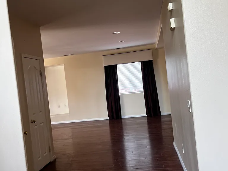 9376 Live Oak Dr — Photo 4